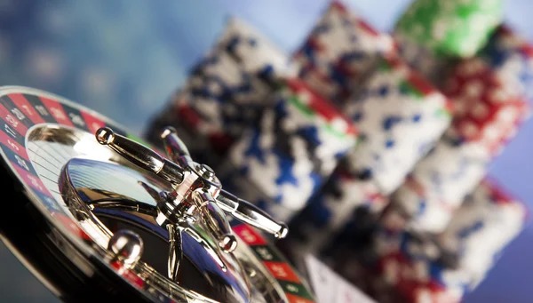 Live No Commission Baccarat table with professional dealer and multi-camera setup